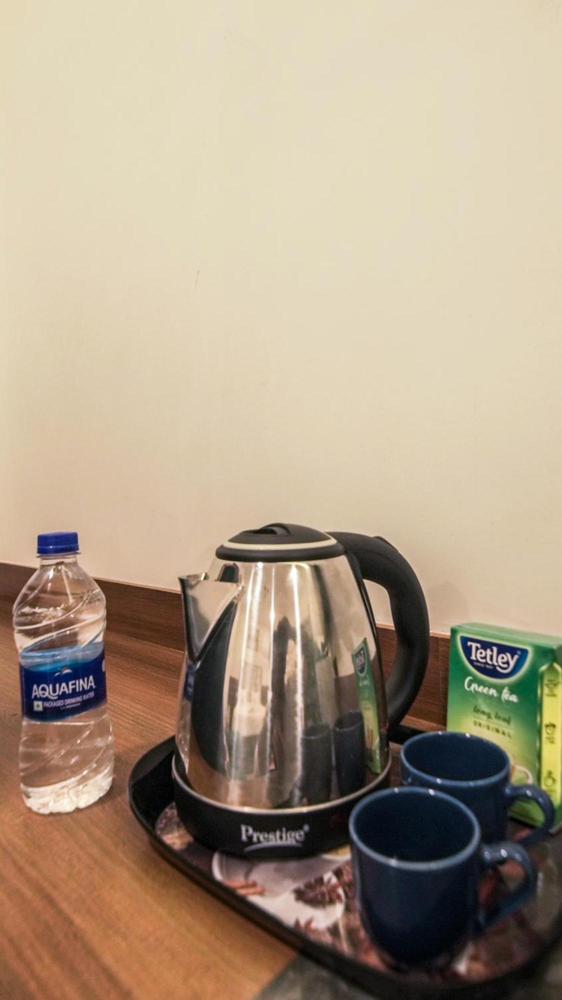 Radhe Suites Haydarabad Dış mekan fotoğraf